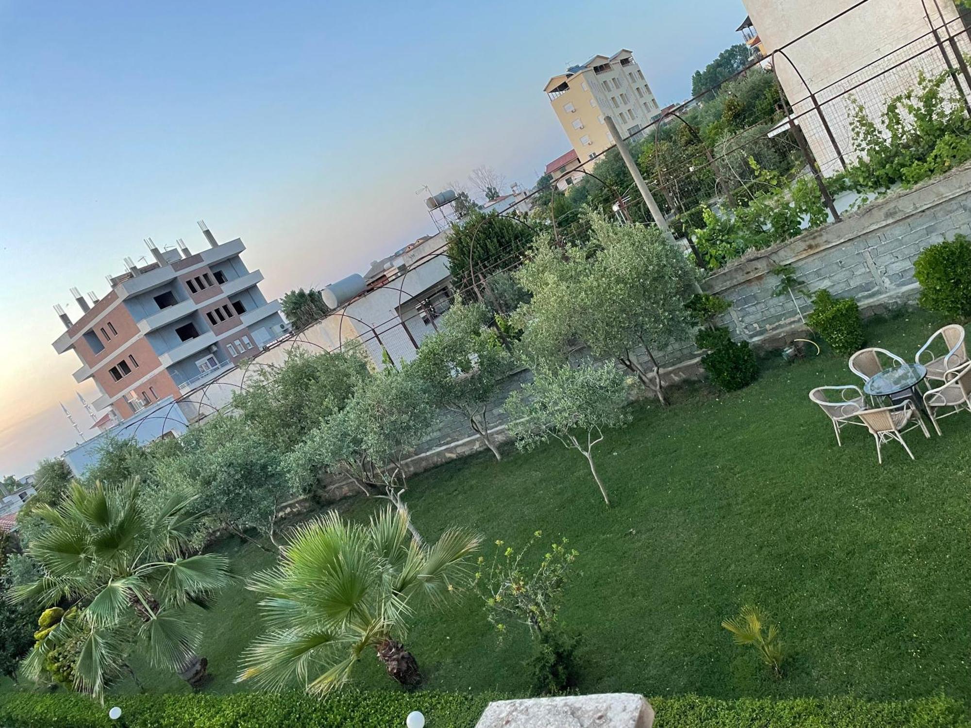 Vila Briart Apartment Durres Exterior photo