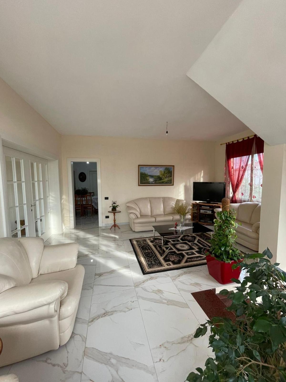 Vila Briart Apartment Durres Exterior photo